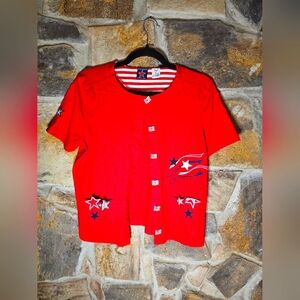 Onque petite vintage flag button down red top